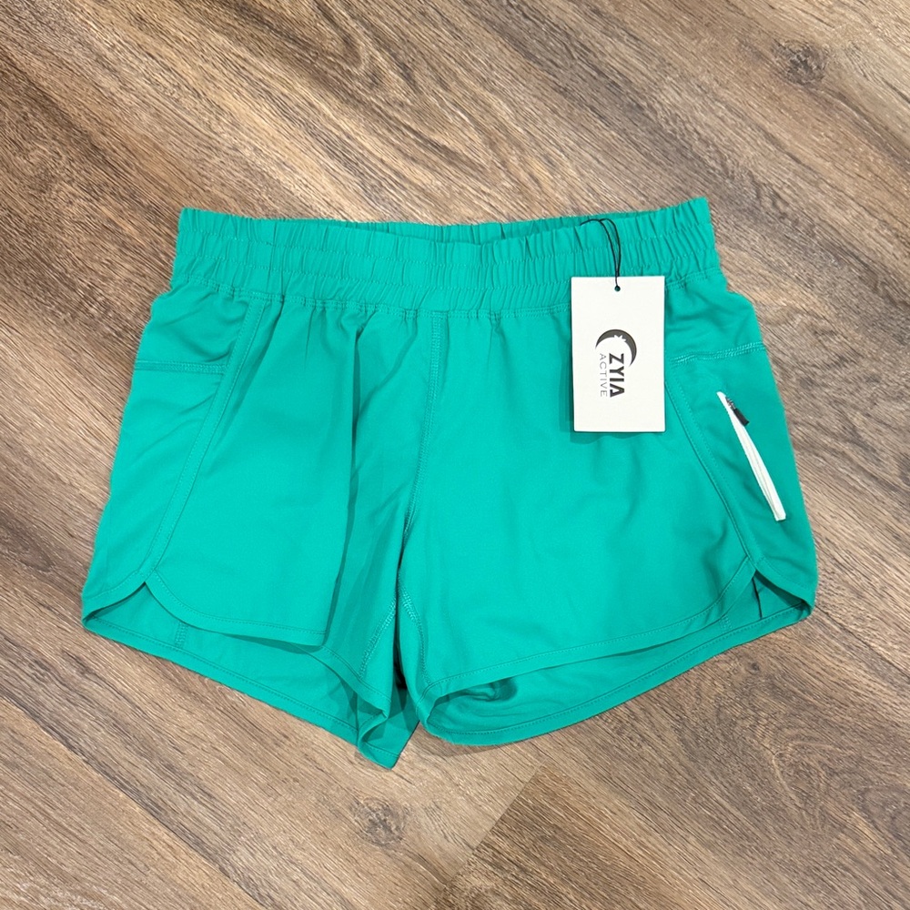 ZYIA Green Athletic Shorts | Size Small
